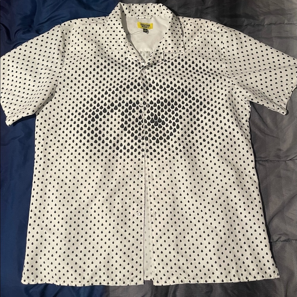 Chinatown market button up
